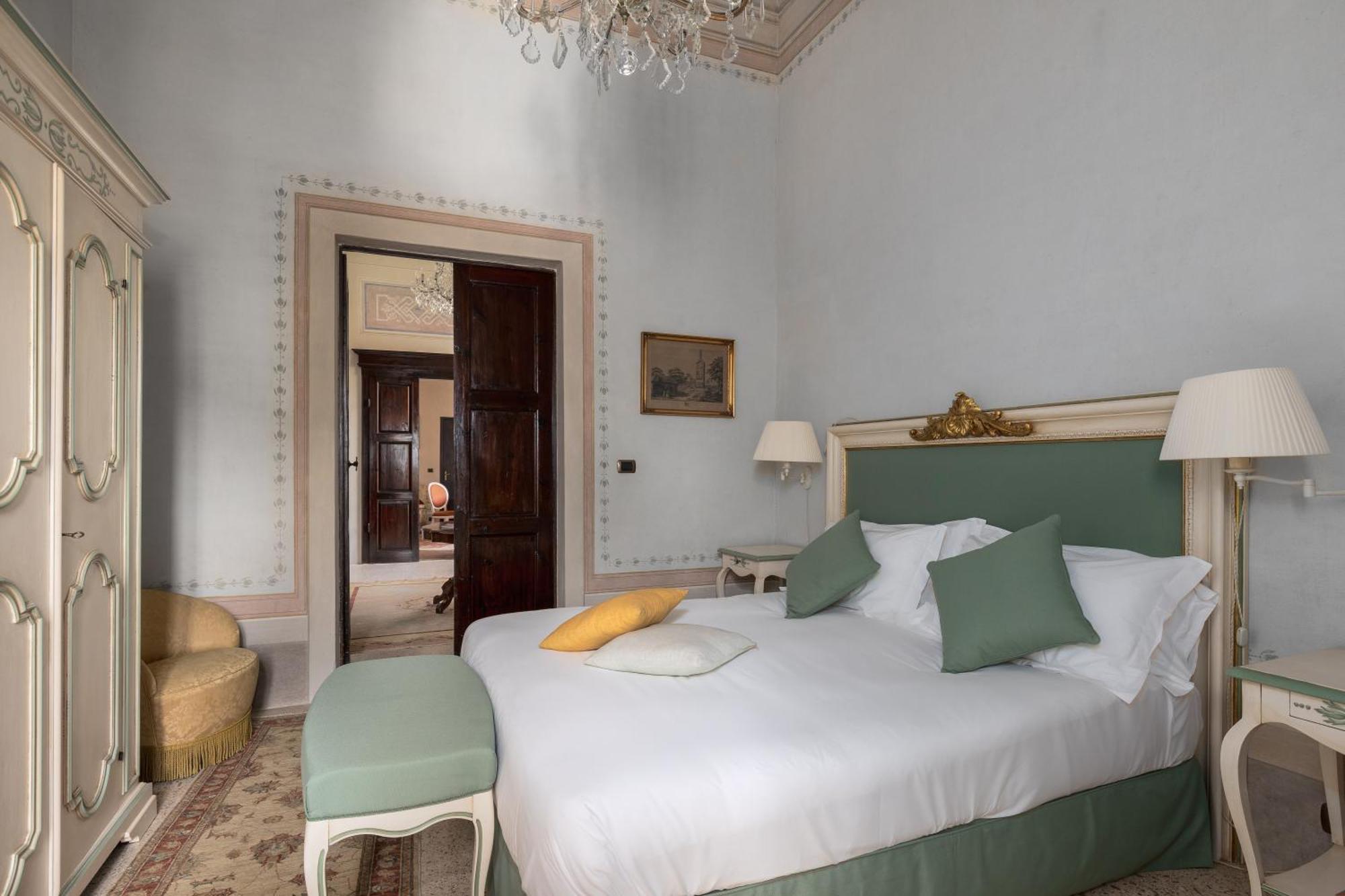 Villa Scorzi - Relais De Charme (Adults Only) Кальчи Экстерьер фото